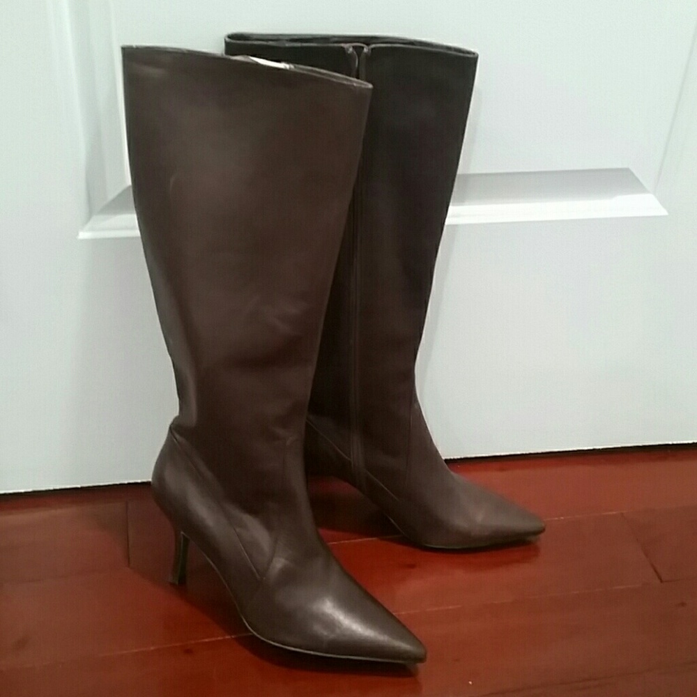 Boots by Charles Divid